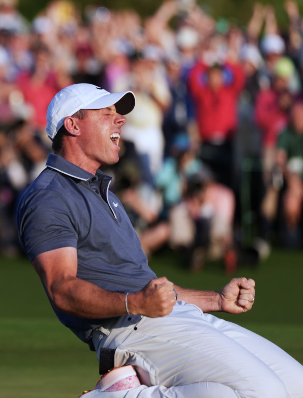 高尔夫选手发挥出色,荣膺最佳MVP 高尔夫选手发挥出色,荣膺最佳MVP