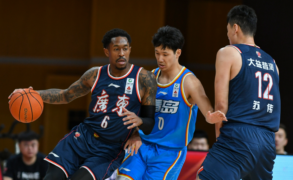 开云体育app-关于连胜势头难挡！棒球豪取十连胜的信息