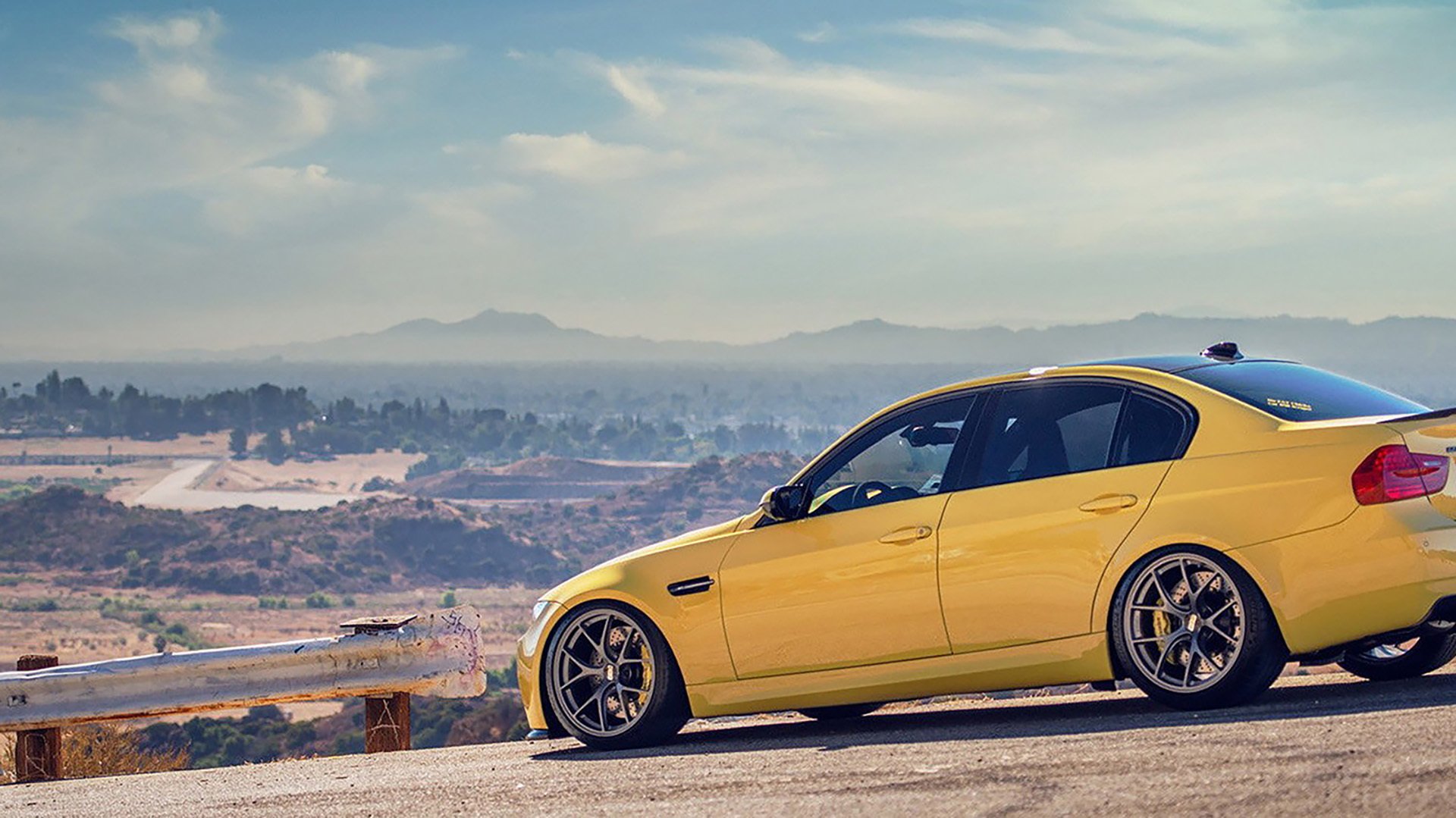 开云sport-冷门之夜数据封神，苏亚雷斯全能爆炸，喀麦隆连续重拳压制巴西