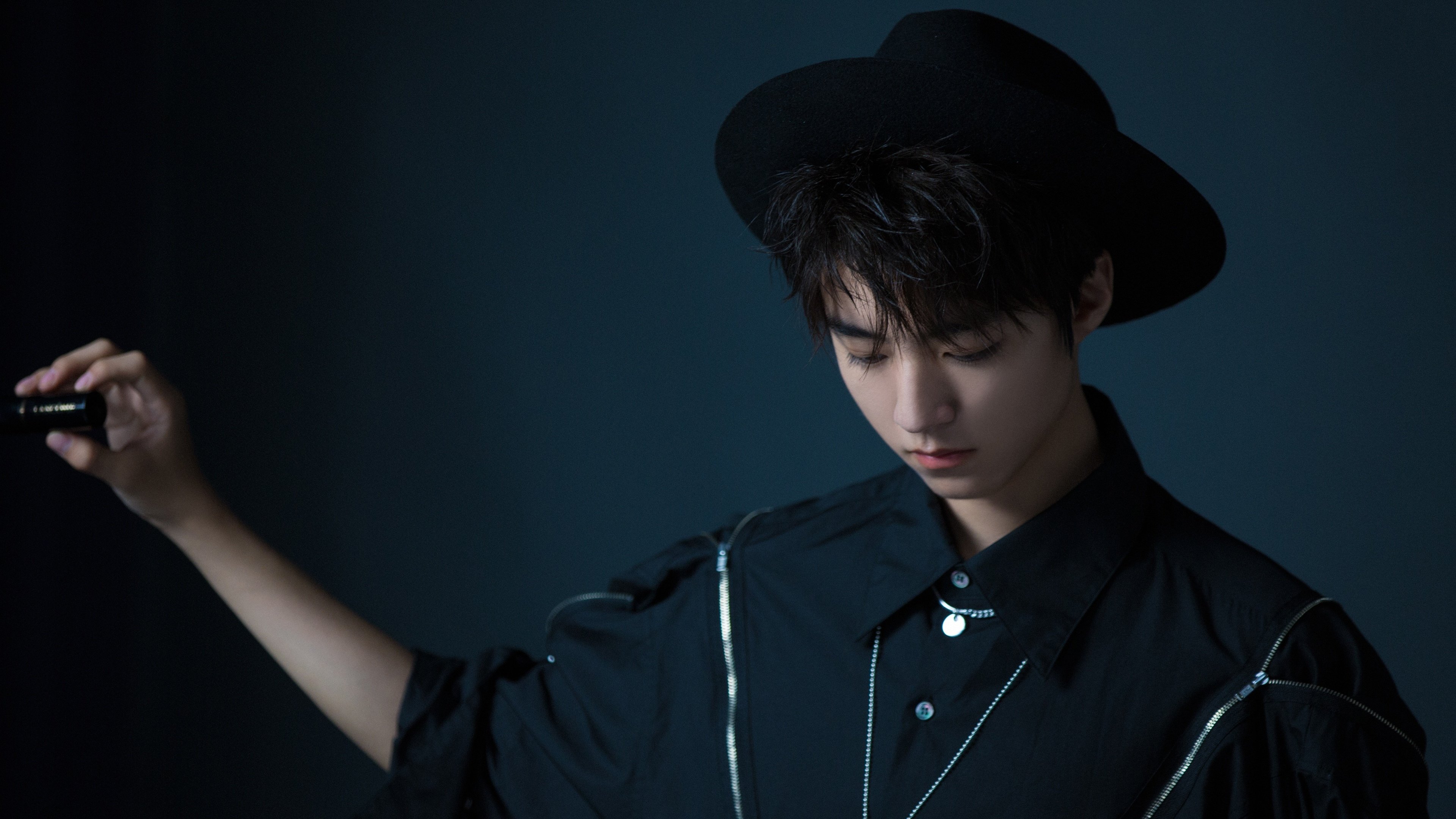 当伦纳德跨入绿茵场,平行宇宙的欧冠战术革命