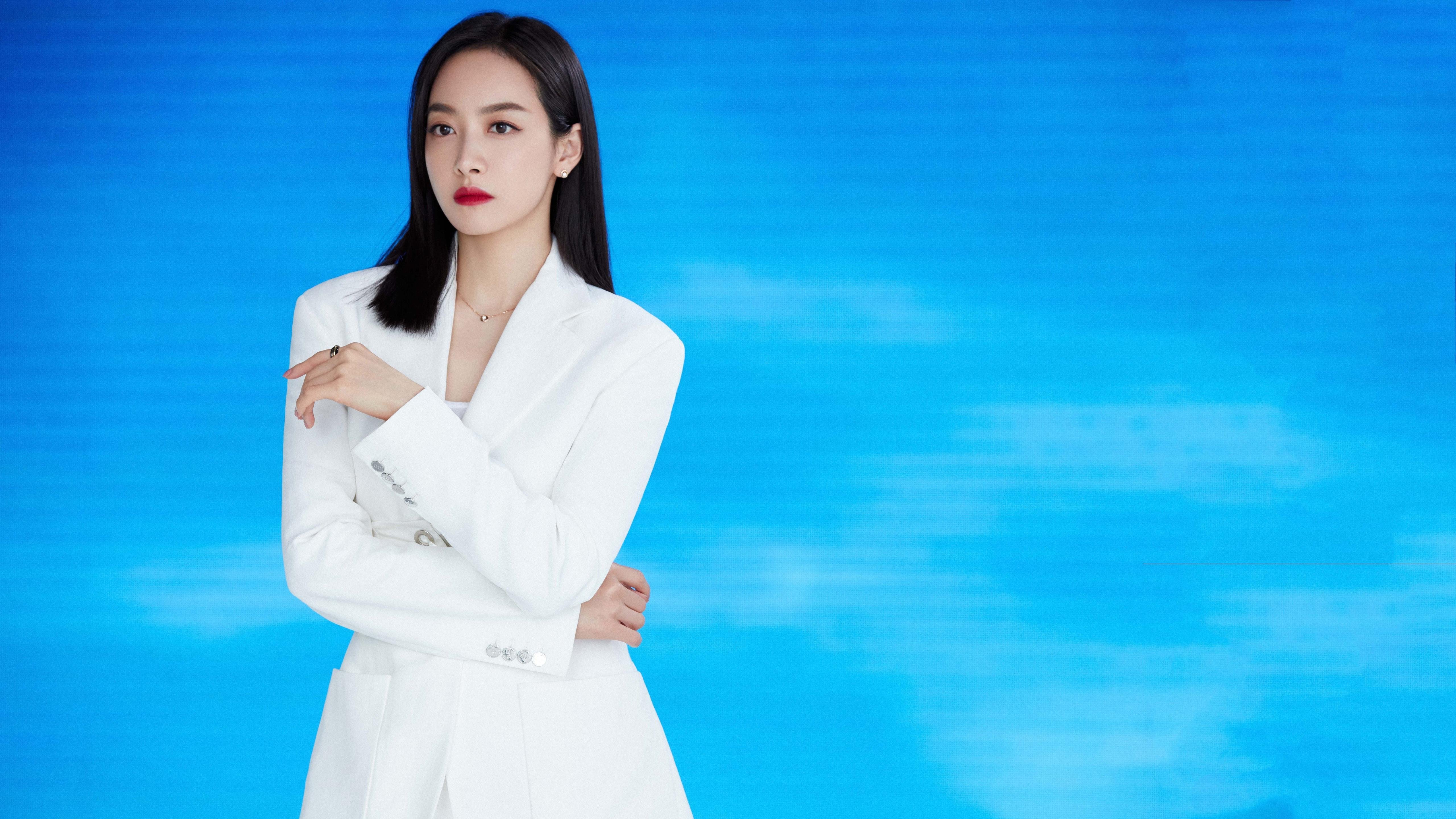 开云体育平台APP-巴萨的粗糙奇兵，努涅斯如何用一把重剑劈开艺术足球的裂缝