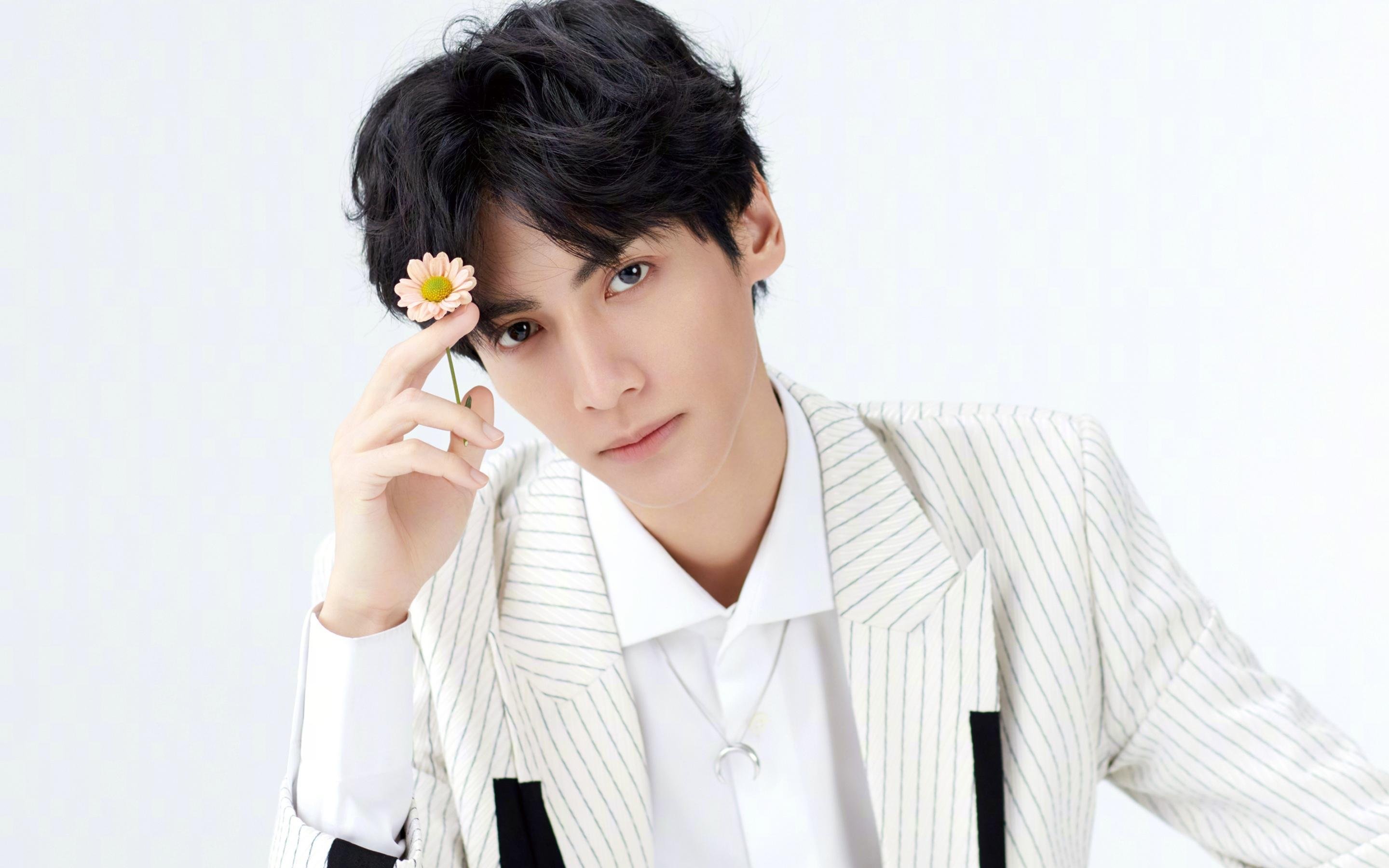 神话终结之夜，无名英雄拉亚三拒点球，让足球回归纯粹