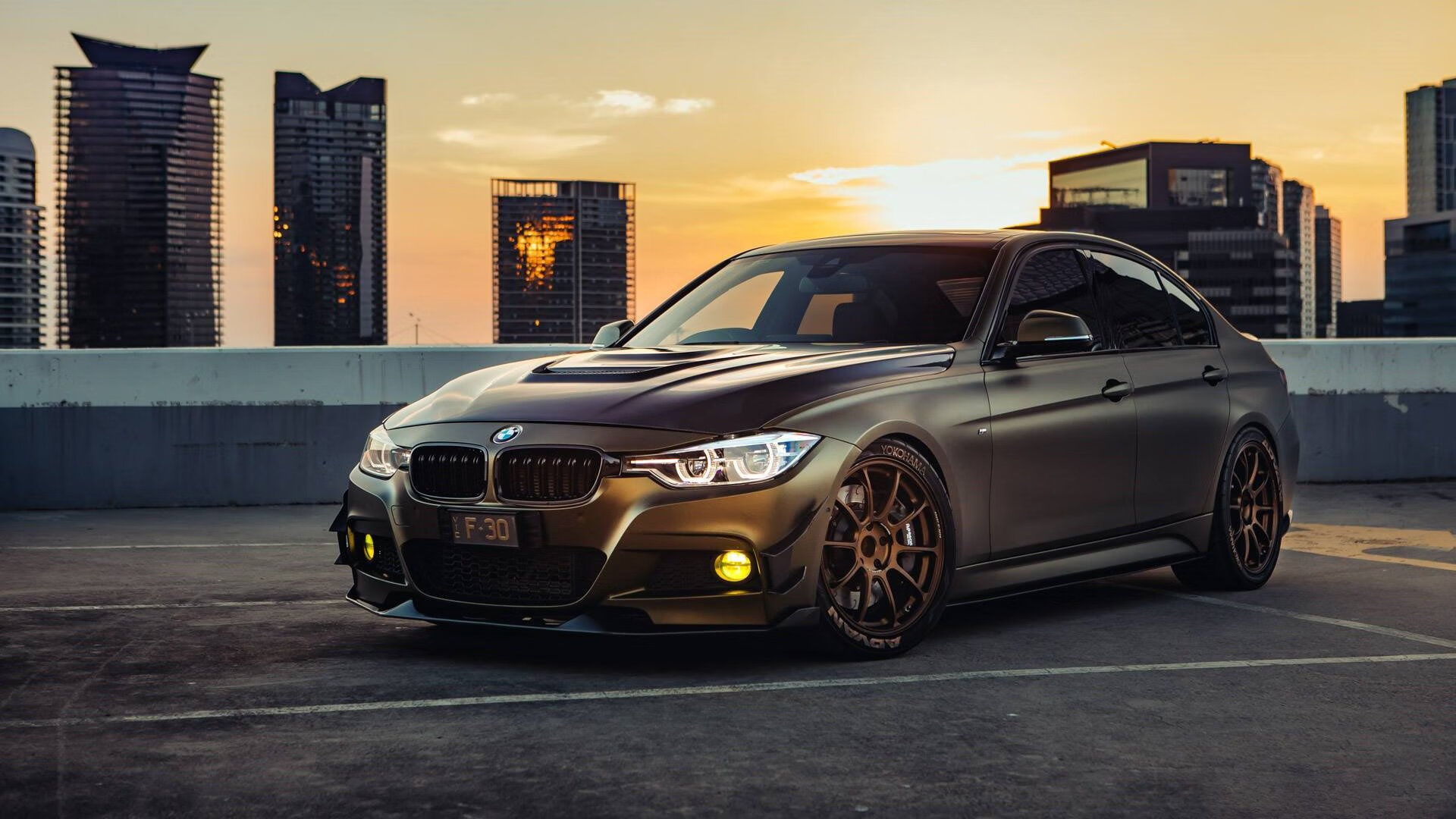 开云体育登录-救赎之夜，莱万与马赛的双星照亮欧战征途