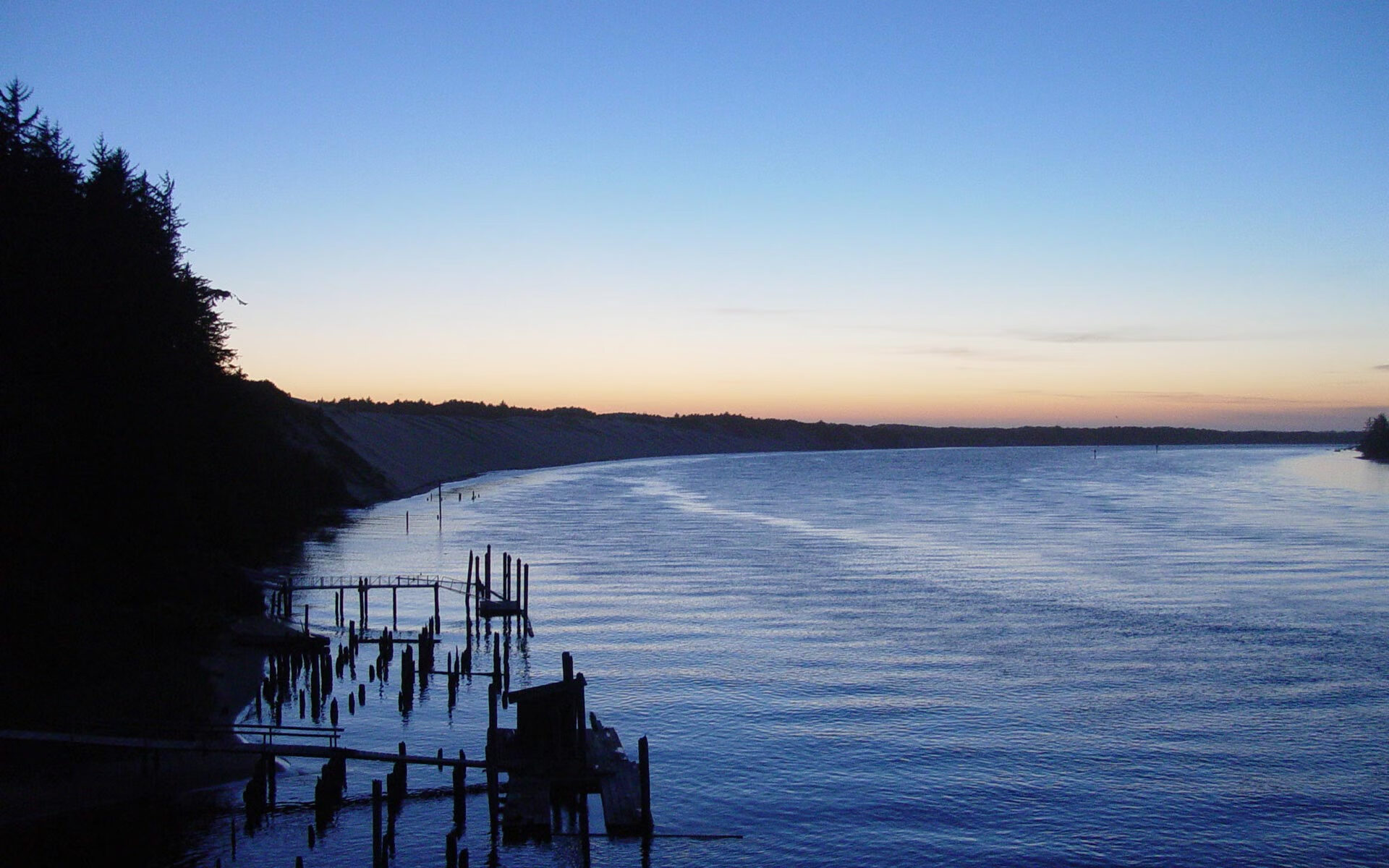 开云体育登录-意甲焦点战之外的激情绽放，洪都拉斯补时绝杀厄瓜多尔，足球世界再添传奇