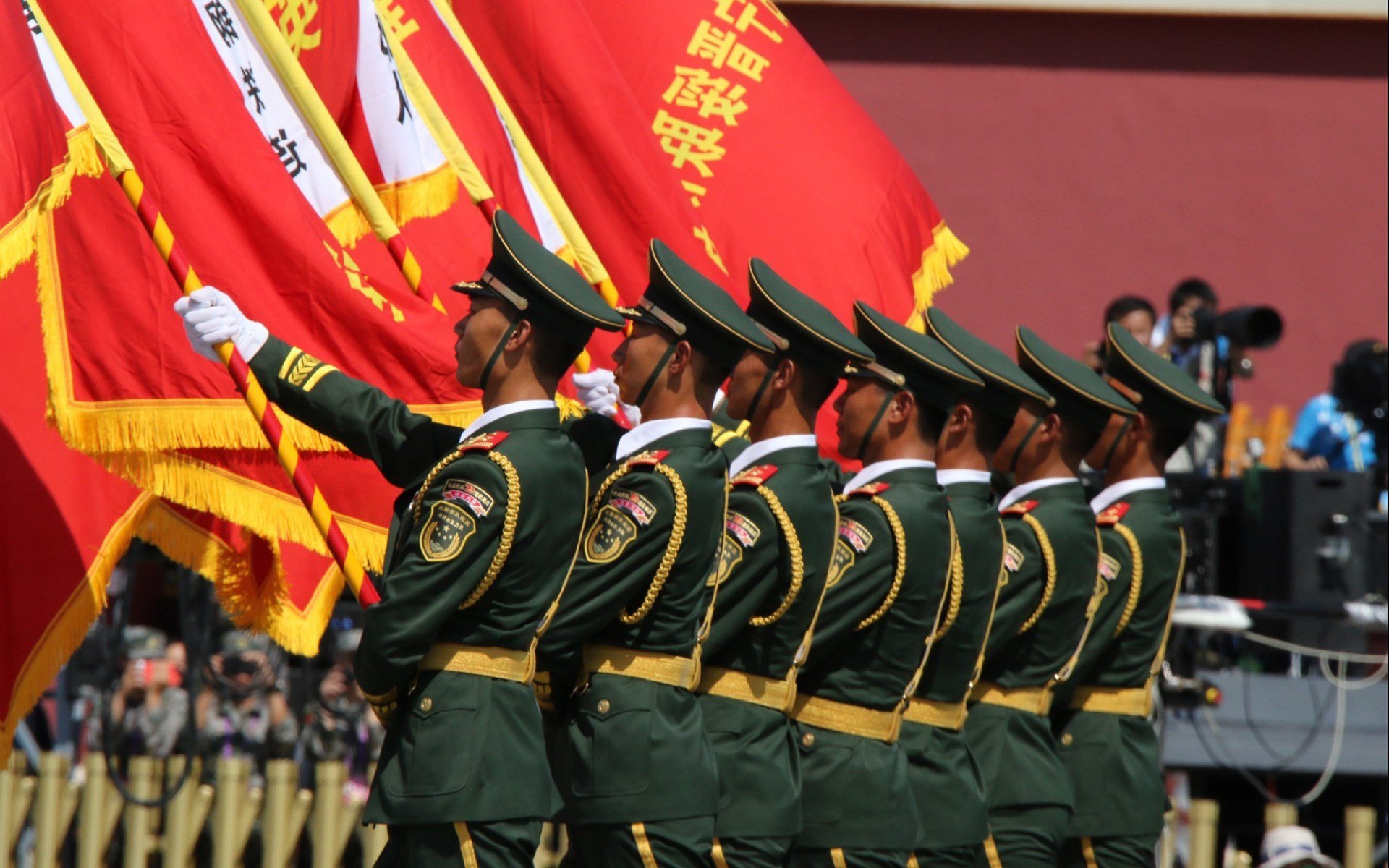 冰与火的交响，当巴林引擎轰鸣遇见印第安纳的午夜魔法